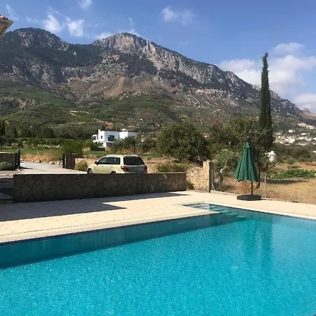 Australin Villa, * Lapithos (Northern Cyprus)