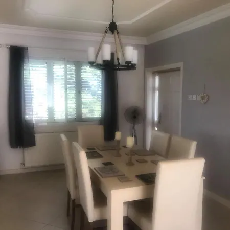 Australin Villa,